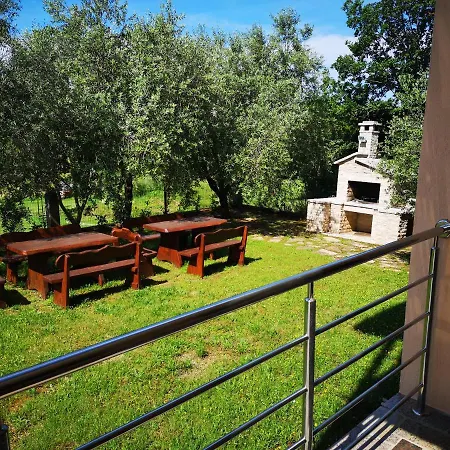Villa Lili Pula Exterior photo