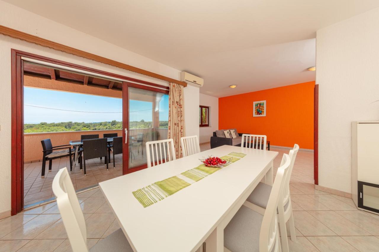 Apartament Lili